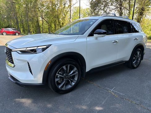 Certified 2025 INFINITI QX60 Luxe w/ Cargo Package image 8