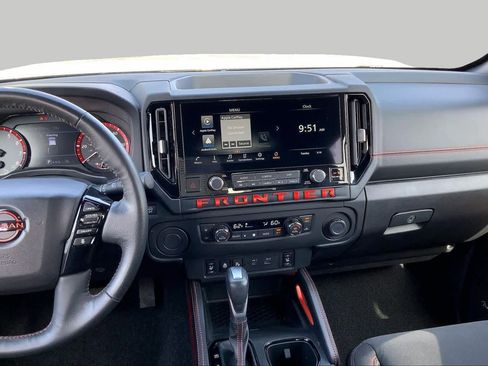 Used 2025 Nissan Frontier Pro-X w/ Pro Convenience Package RWD image 7