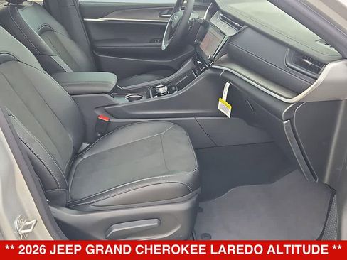 New 2026 Jeep Grand Cherokee Altitude AWD/4WD image 24