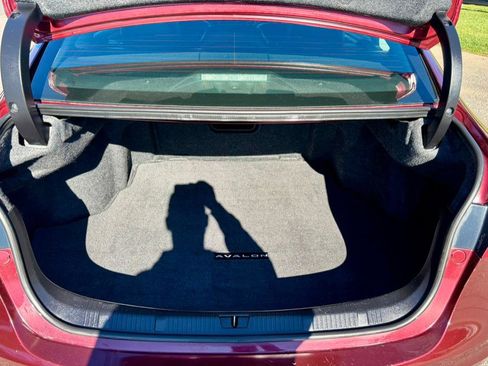 Used 2014 Toyota Avalon XLE Premium image 27