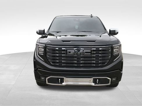 Used 2025 GMC Sierra 1500 Denali Ultimate AWD/4WD image 9
