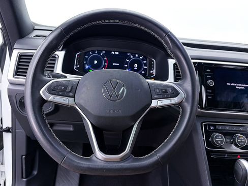 Used 2023 Volkswagen Atlas Cross Sport SE w/ Panoramic Sunroof Package FWD image 28