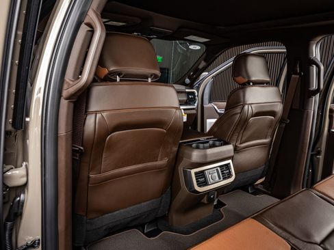 Used 2026 Ford F450 King Ranch w/ Chrome Package image 34