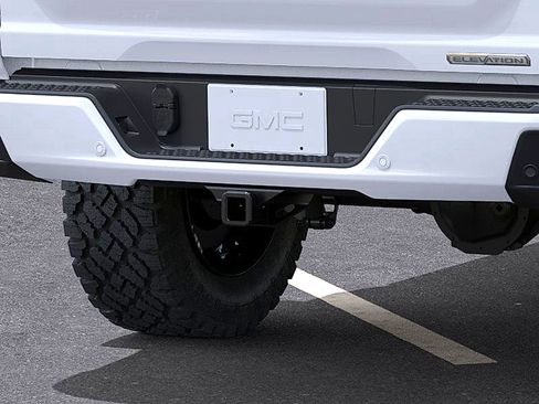 New 2026 GMC Canyon Elevation w/ Convenience Package RWD image 14
