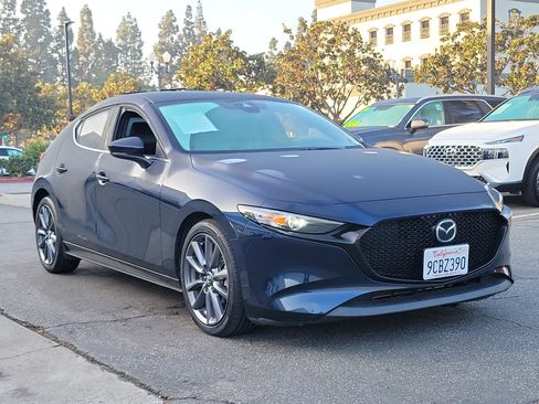 Used 2021 MAZDA MAZDA3 s image 28