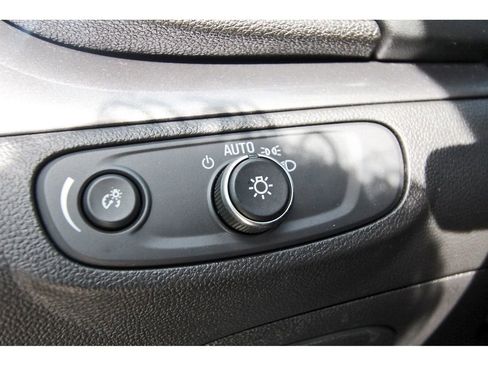 Used 2020 Buick Encore Preferred image 22