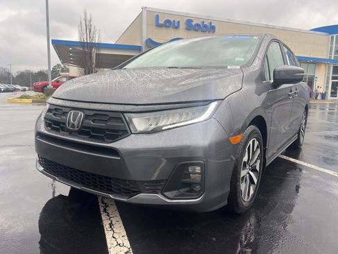 Certified 2026 Honda Odyssey EX-L image 2