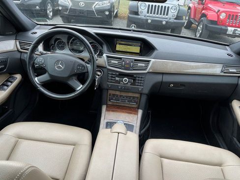 Used 2011 Mercedes-Benz E 350 Sedan image 20