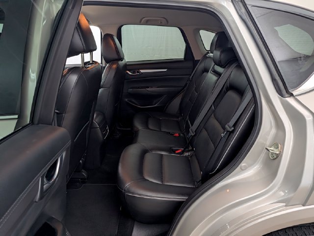 Used 2025 MAZDA CX-5 AWD 2.5 S w/ Select Package image 16