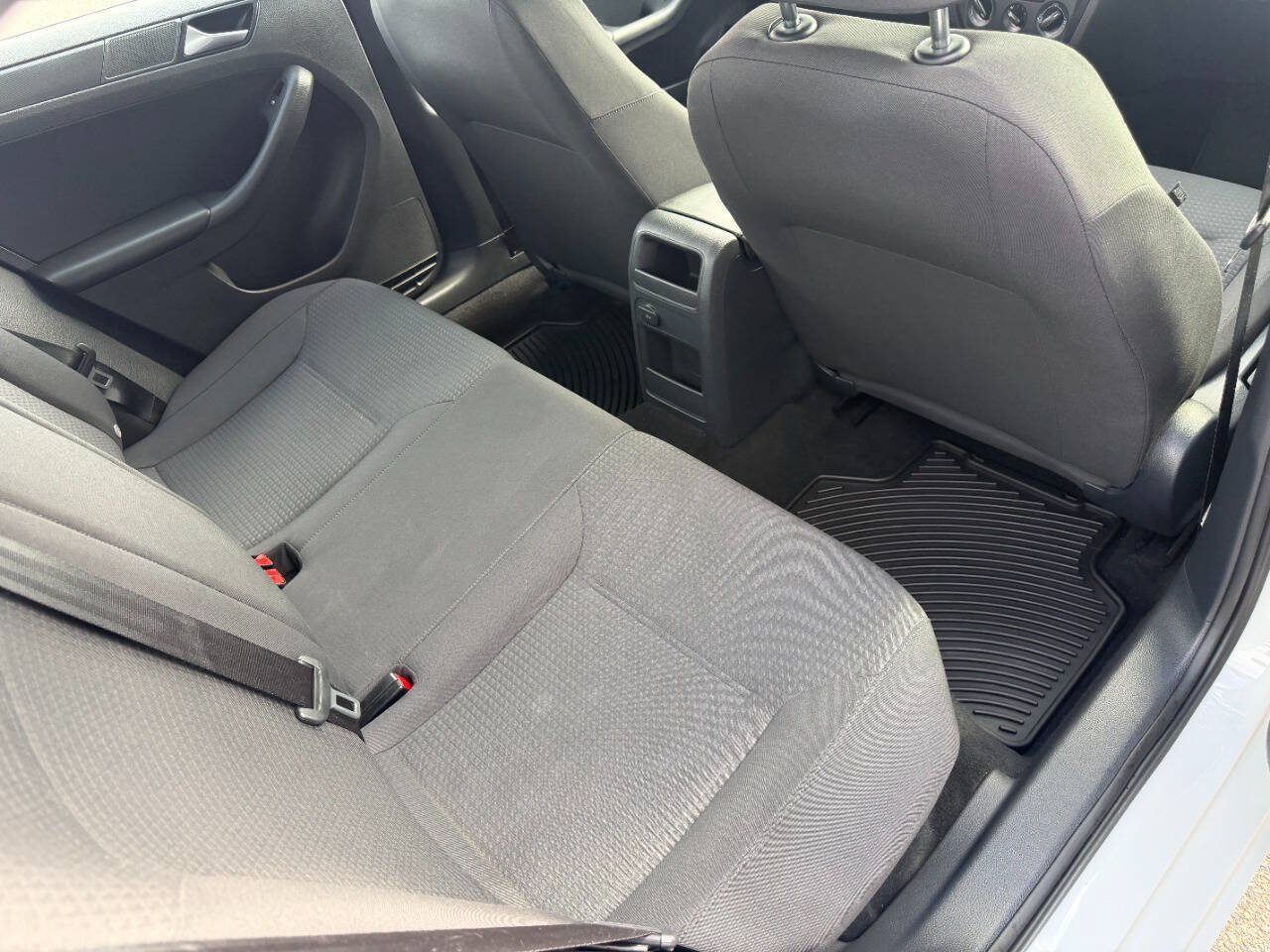 Used 2016 Volkswagen Jetta S FWD image 21