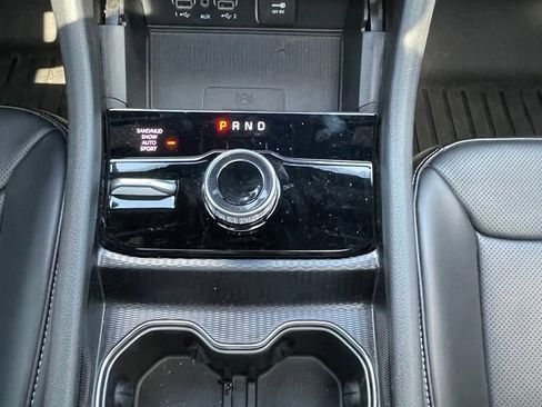 Used 2025 Jeep Grand Cherokee L Limited w/ Luxury Tech Group II AWD/4WD image 20