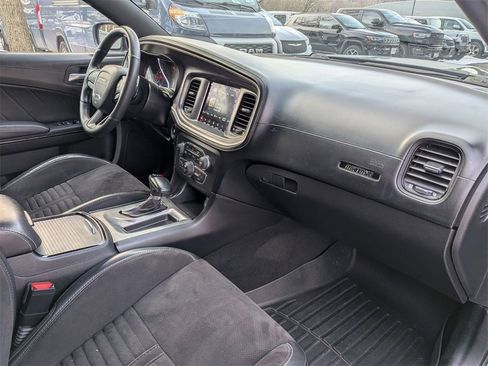 Used 2019 Dodge Charger Scat Pack w/ Daytona Edition Group image 32