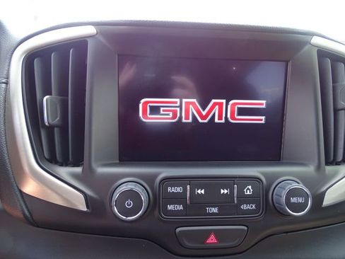 Used 2018 GMC Terrain Denali w/ Advanced Safety Package image 11