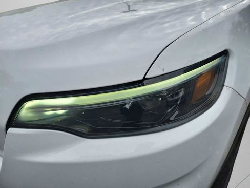 Used 2020 Jeep Cherokee Latitude Plus w/ Comfort/Convenience Group image 30