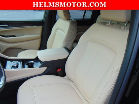 New 2025 Jeep Grand Cherokee Limited RWD image 23