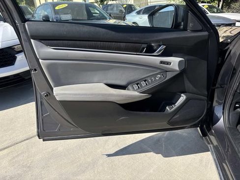 Certified 2018 Honda Accord EX-L image 18