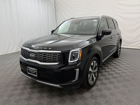 Used 2020 Kia Telluride S w/ S 8 Passenger Seating Package AWD/4WD image 2