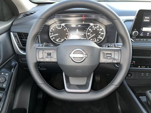 New 2026 Nissan Rogue SV w/ Cold Weather Package AWD/4WD image 19