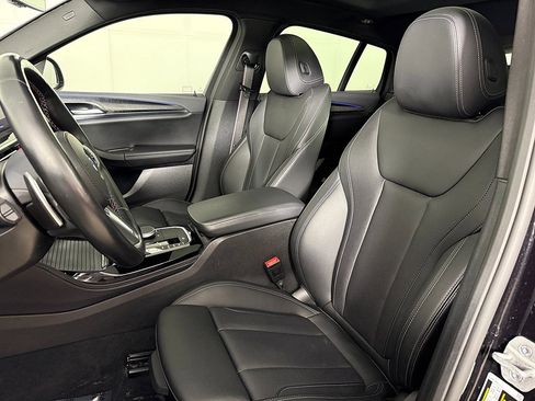Used 2024 BMW X4 M40i w/ Premium Enhanced Package image 32