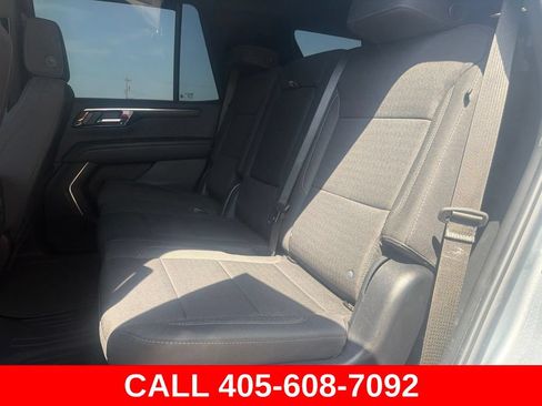 Used 2025 Chevrolet Tahoe LS AWD/4WD image 13