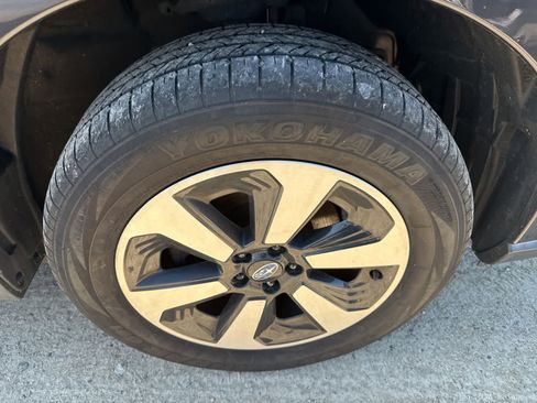 Used 2018 Subaru Forester 2.5i Premium AWD/4WD image 5