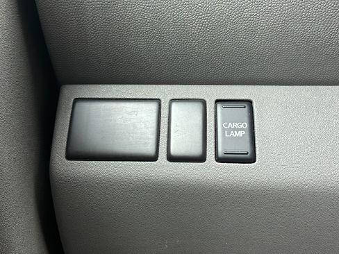 Used 2018 Nissan Frontier S RWD image 35
