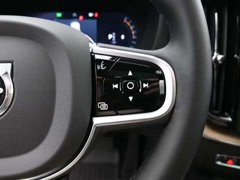 New 2026 Volvo XC60 B5 Plus w/ Protection Package Premier image 14