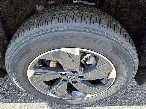 New 2026 Nissan Rogue SV image 13