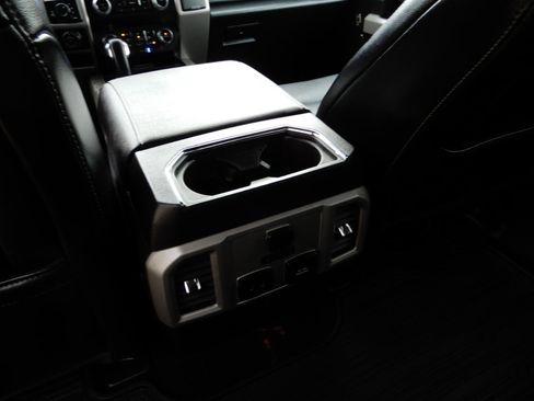 Used 2019 Ford F150 Lariat w/ Equipment Group 502A Luxury image 20