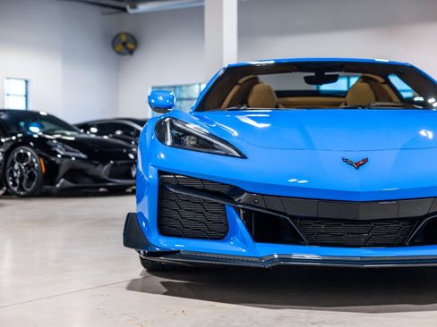 Used 2023 Chevrolet Corvette Z06 RWD image 22