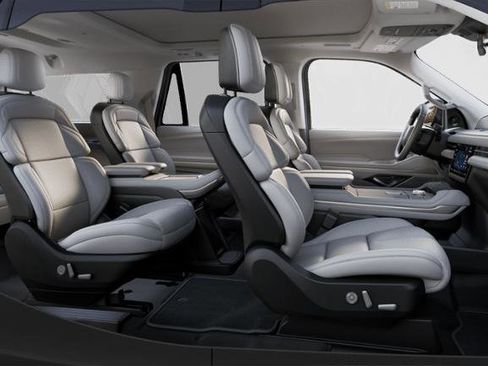 New 2025 Lincoln Navigator L Reserve image 28