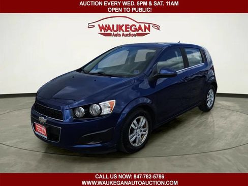 Used 2014 Chevrolet Sonic LT w/ Fun and Sun Package image 1