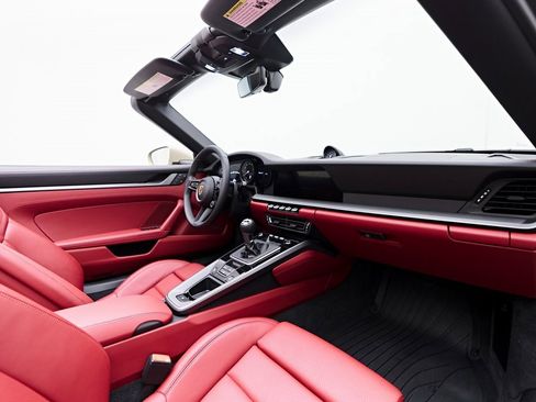 Used 2022 Porsche 911 Carrera S image 47