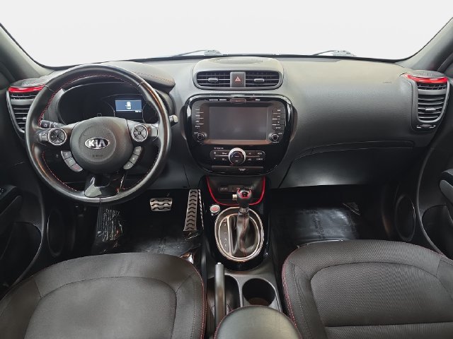 Used 2018 Kia Soul + FWD image 10