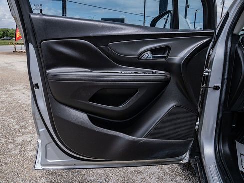 Used 2018 Buick Encore Preferred FWD image 10