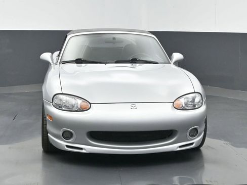 Used 1999 MAZDA MX-5 Miata RWD image 4