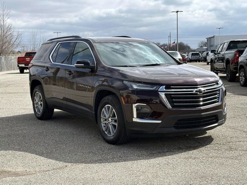 Certified 2023 Chevrolet Traverse LT w/ LPO, Floor Liner Package image 6