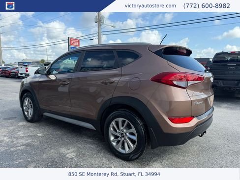 Used 2017 Hyundai Tucson SE w/ SE Popular Package 02 FWD image 5