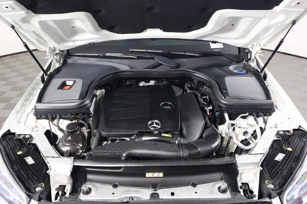 Used 2021 Mercedes-Benz GLC 300 image 15