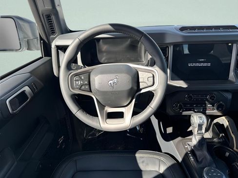 New 2026 Ford Bronco Badlands AWD/4WD image 15