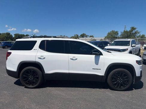 Used 2022 GMC Acadia SLT w/ Elevation Edition AWD/4WD image 8