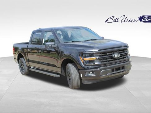 New 2026 Ford F150 XLT w/ XLT Black Appearance Package RWD image 2
