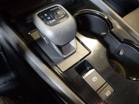 Used 2023 Nissan Rogue SV AWD/4WD image 25