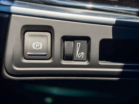 Certified 2024 Cadillac XT6 Luxury w/ LPO, Floor Liner Package FWD image 42