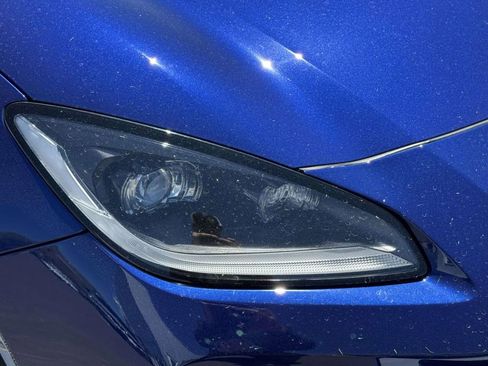 Used 2023 Toyota GR86 Premium w/ ALL Weather Mat Package (TMS) RWD image 10