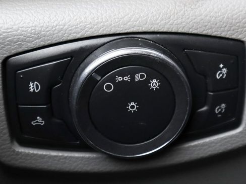 Used 2018 Ford F150 XLT w/ XTR Package image 19