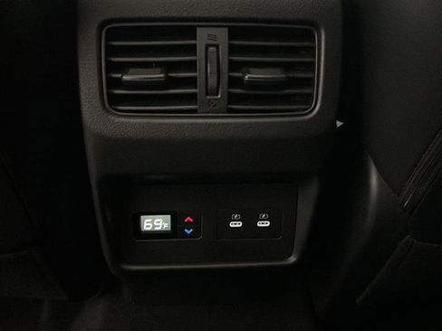 Used 2024 Nissan Rogue SL w/ SL Premium Package FWD image 33