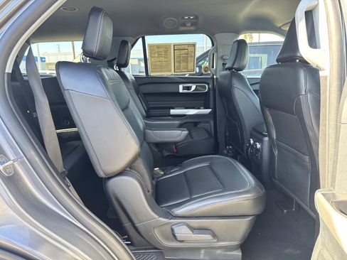 Used 2021 Ford Explorer XLT w/ Equipment Group 202A image 29