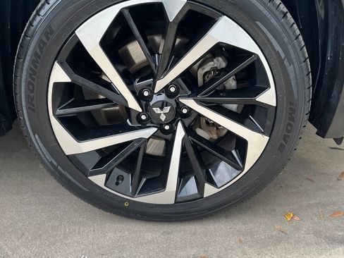 Used 2024 Mitsubishi Outlander SE FWD image 24