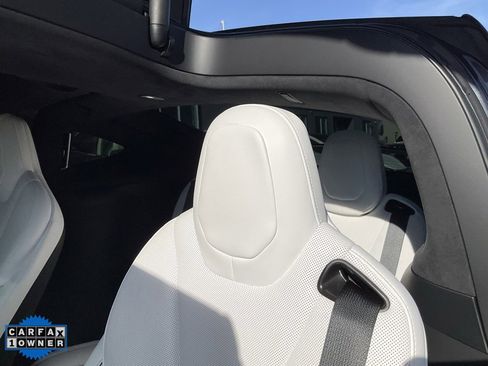 Used 2023 Tesla Model X Plaid image 28